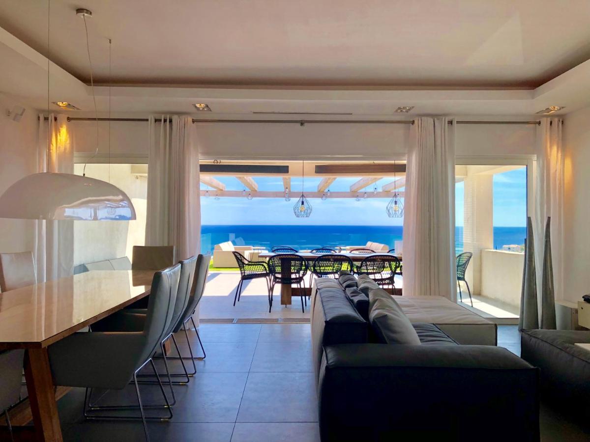 Vue Panoramique Sur La Baie De St Tropez Villa Les Issambres