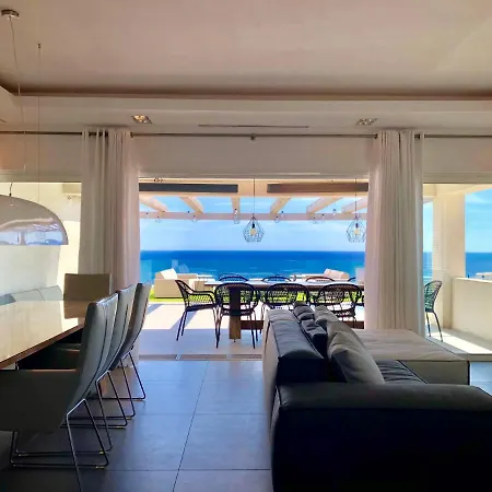 Villa Vue Panoramique Sur La Baie De St Tropez Les Issambres Exterior foto